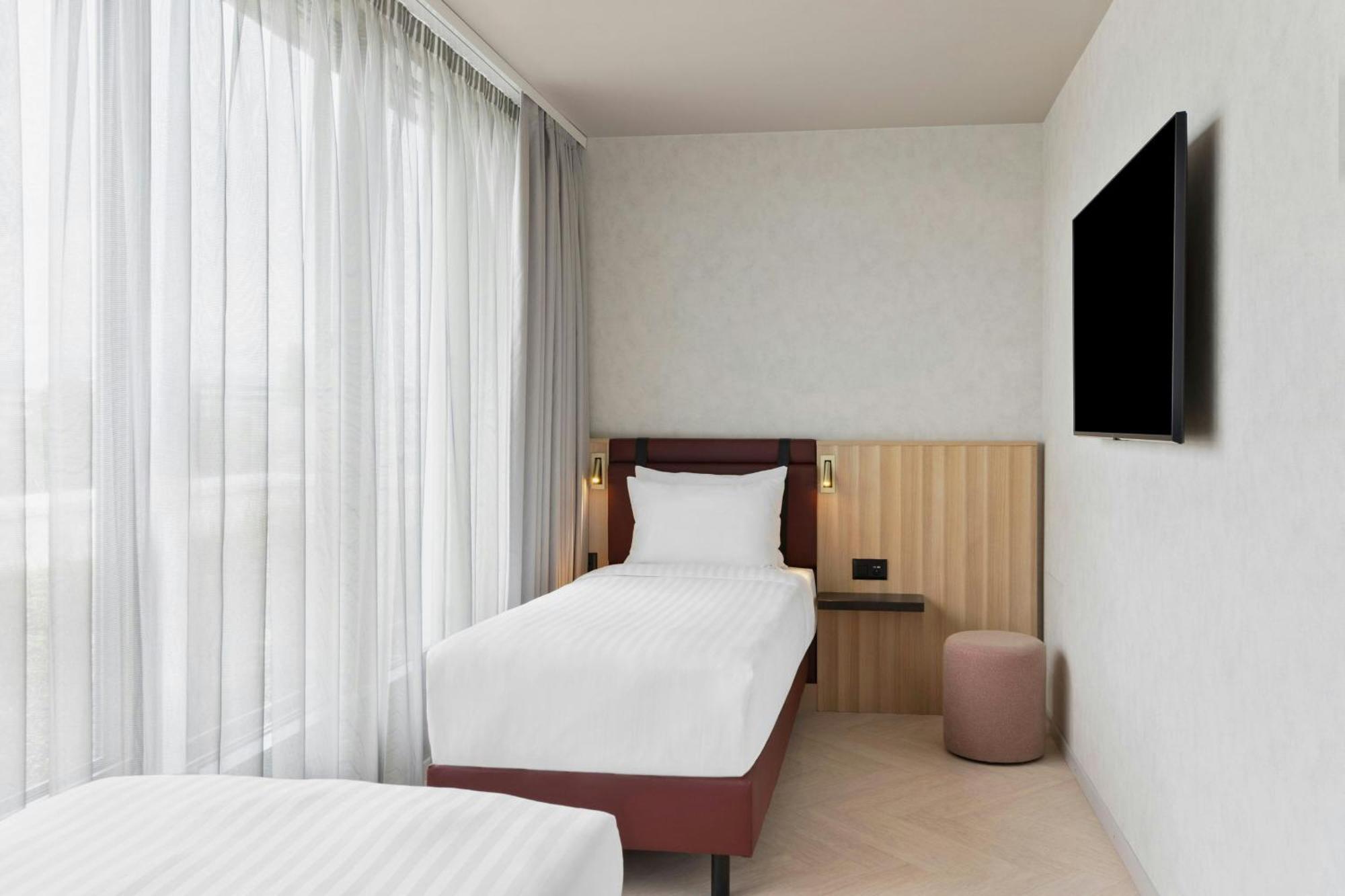 Residence Inn By Marriott Geneva City Nations Экстерьер фото